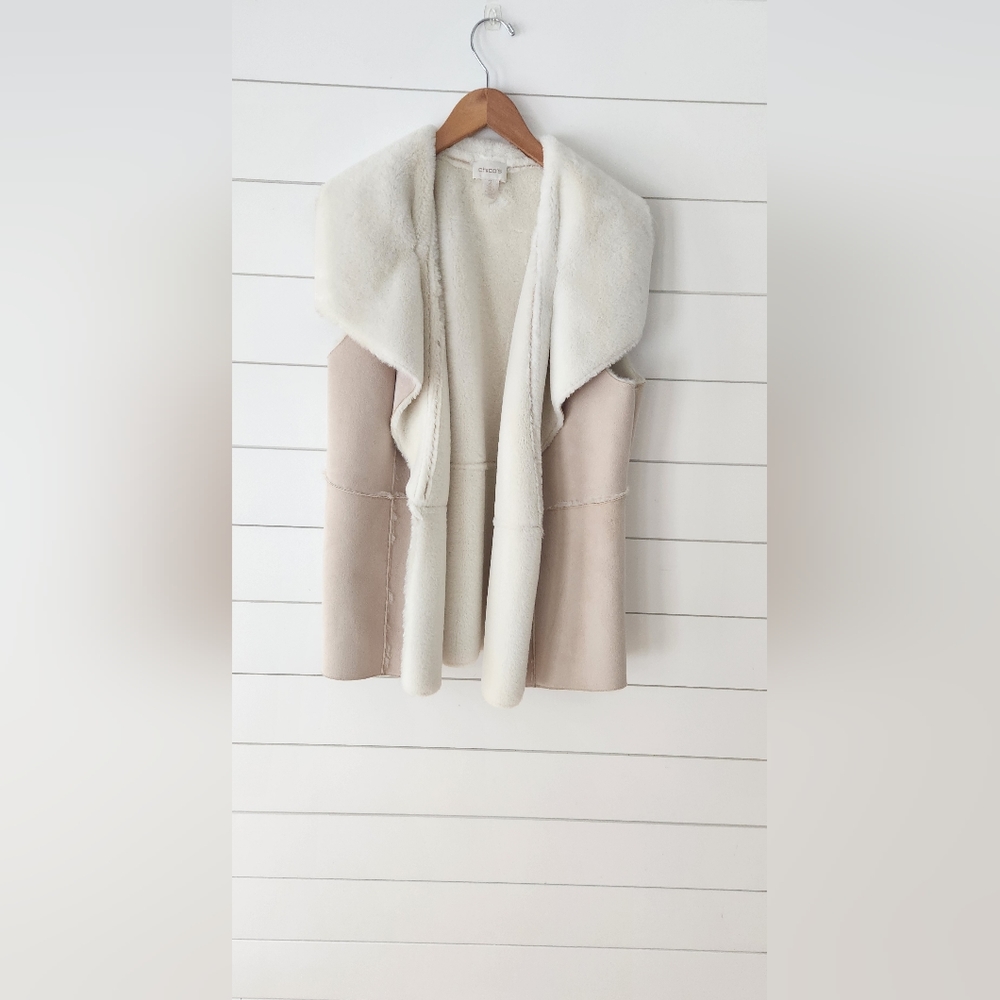Chico's Size 2 Faux Fur Vest